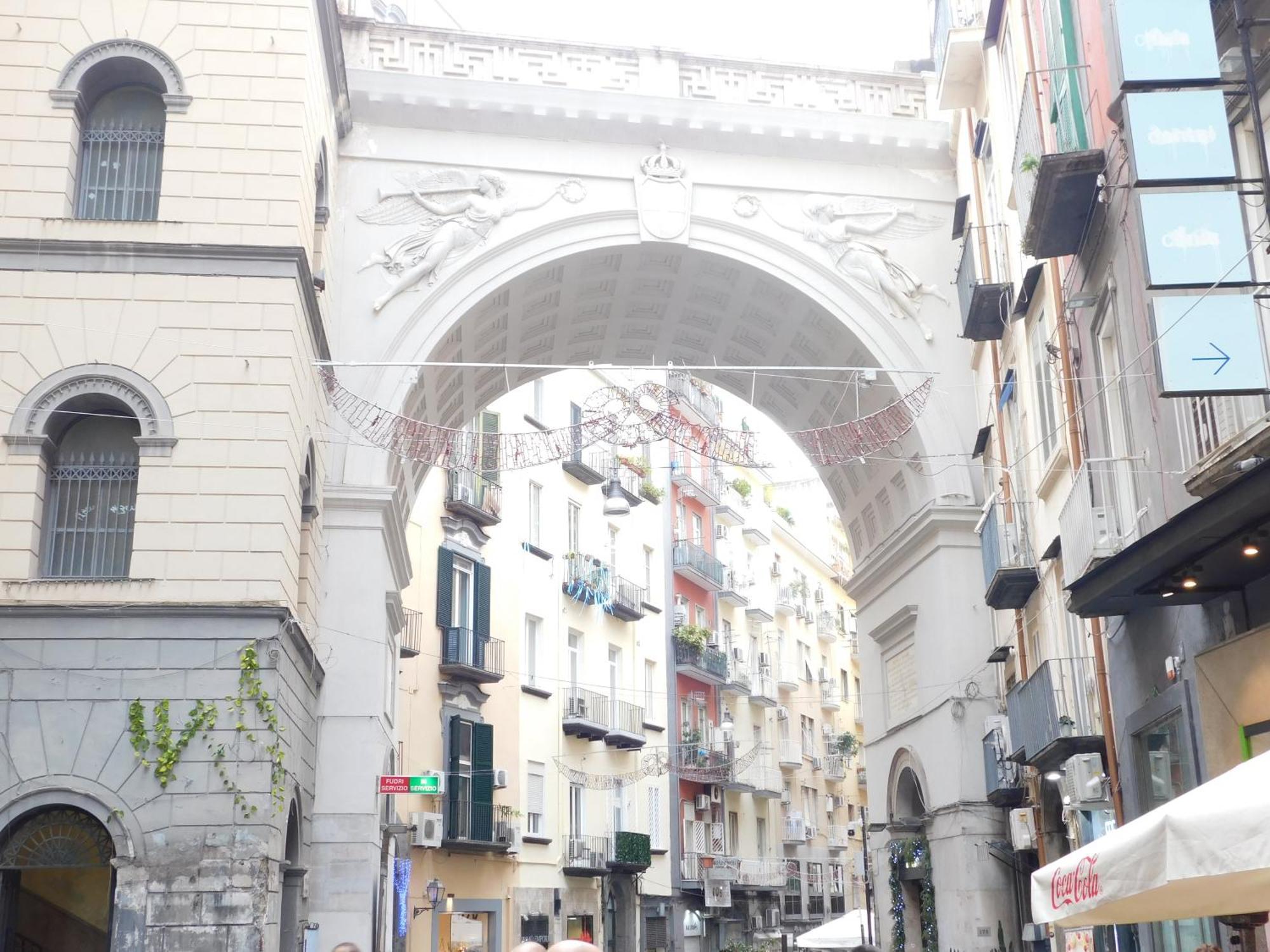 Piacevole Appartamento Chiaia Napoli Exterior foto